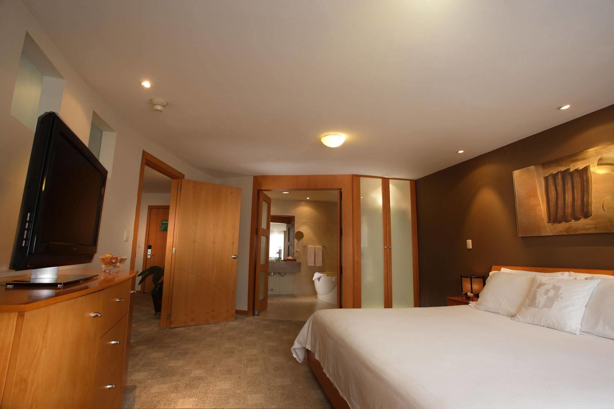 El Dorado Hotel Cuenca Zewnętrze zdjęcie